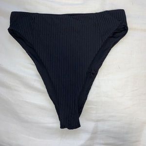 Vitamin A Sienna high waisted bottom size small